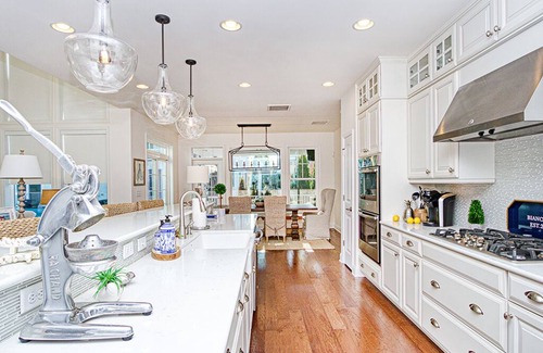 Bayside House | Bayside Resort- Great Location, Views, Beautifully Maintained- Sleeps 16, 13Beds