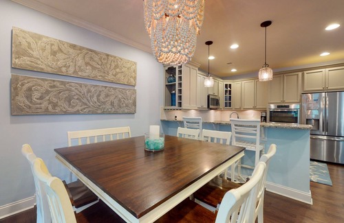 Bayside House | Bayside Resort townhouse w/free WiFi, pool, golf on-site, and fireplace