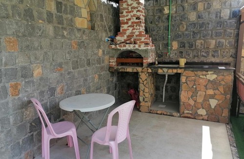 Sayq Ski Chalet | BAYT ALHAGAR RESIDANCE