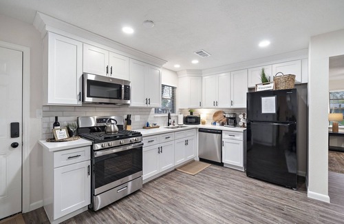 Baytown House | Baytown Family Oasis: Large Private Yard | Pets OK