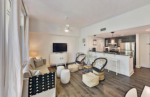 Baytowne Wharf Apartment | Baytowne Wharf - Observation Point South #559