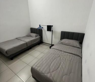 Ayer Panas House | Bayu Laut Homestay (Anjung Gapam)