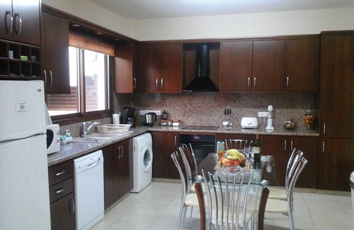 Pissouri Villa | BAYVIEW, 4 bed villa, Certificate of Excellence - Close to the beach, Free WiFi