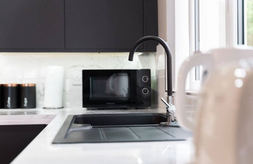 Drains Bay Condo | Bayview Apartment 4 · Escape Ordinary~Bayview Apartment~Luxury Interior