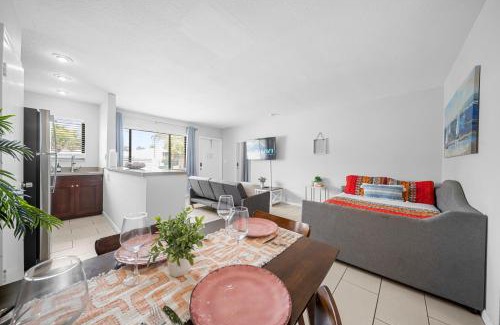 Coral Ridge Apartment | Bayview Apartments By Lowkl