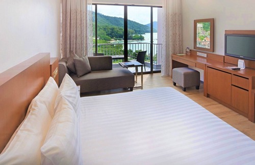 Batu Ferringhi Hotel | Bayview Beach Resort