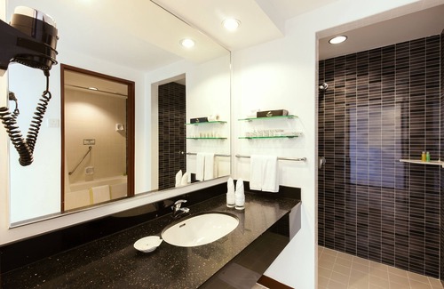 Batu Ferringhi Hotel | Bayview Beach Resort