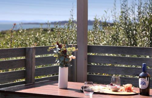 Surf Beach House | Bayview Bliss