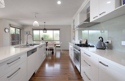 Surf Beach House | Bayview Bliss in Surf Beach