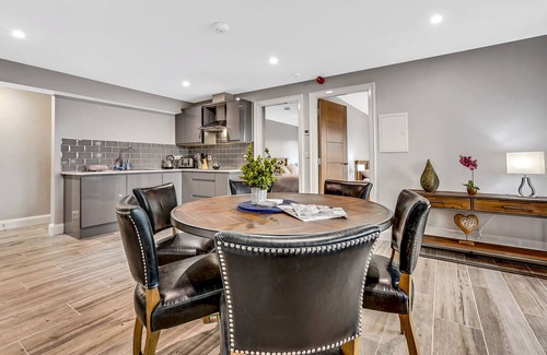 Downings Apartment | Bayview Downings - Luxury 3 Bedroom Grd Floor Apt