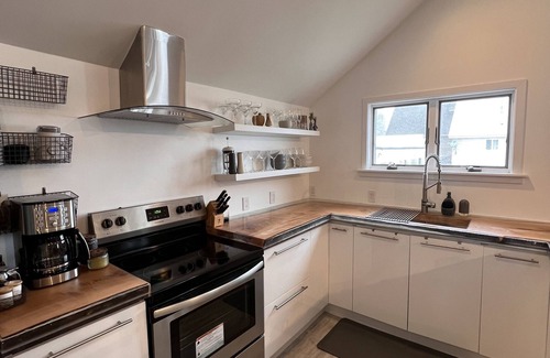 Bay City House | Bayview Hideaway! Newly remodeled beach house!