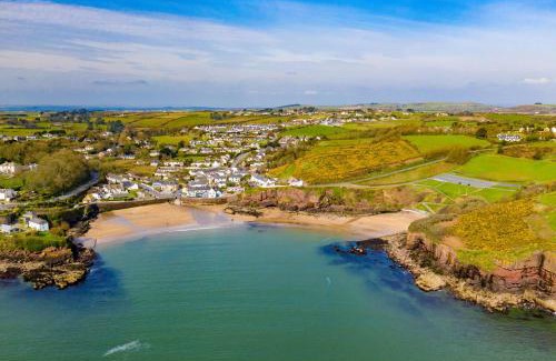 Dunmore East House | Bayview Holiday Home No 39 by Trident Holiday Homes