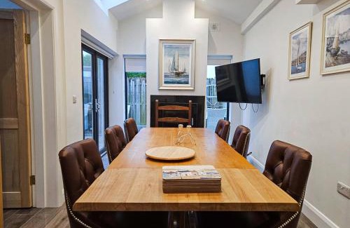 Dunmore East House | Bayview Holiday Home No 39 by Trident Holiday Homes