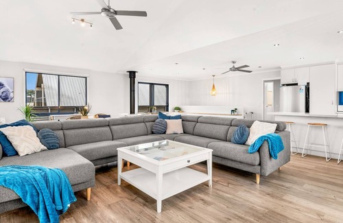 Cowes House | Bayview Holiday Retreat