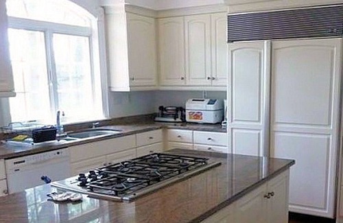 Bay Ridge House | Bayview Point-BEACHFRONT/BAYFRONT Sleeps 12