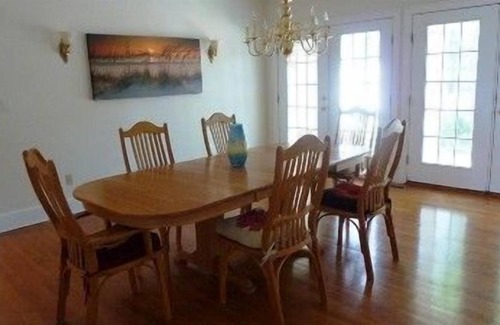 Bay Ridge House | Bayview Point-BEACHFRONT/BAYFRONT Sleeps 12