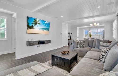 Cortez House | Bayview Pointe