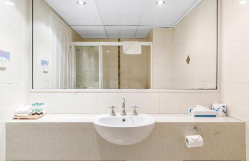 Yeppoon Hotel | Bayview Tower