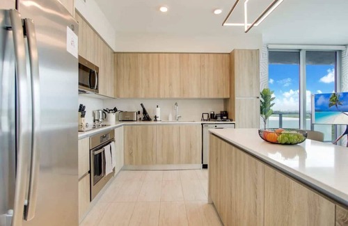 Northeast Miami Condo | Bayviews 2 Bdrm Miami Design Apt!