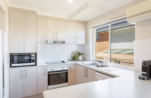 Merimbula Apartment | Baywatch 3 - Best Location & A View!
