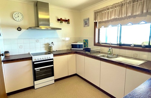 Emu Bay House | Baywatch | Emu Bay Kangaroo Island