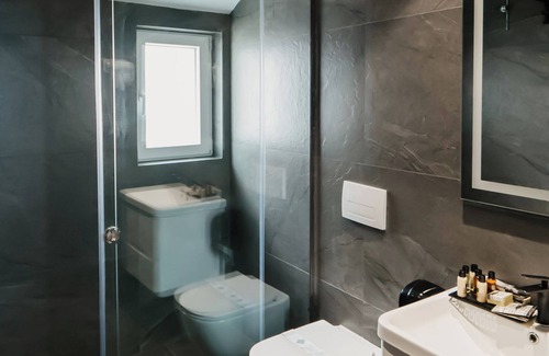 Kodrra Hotel | BAZ'HUR Boutique Hotel
