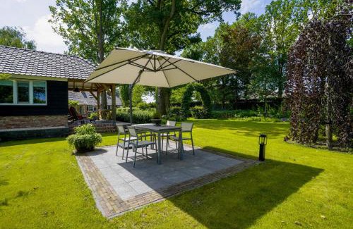 Hoogeloon House | BBKleine Beerze