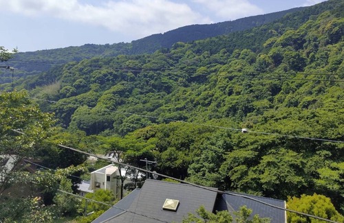 Atami Villa | BBQ for 2 to 4 people / Stylish cottage cottage / 10 minutes by car from Atami station (WI-FI)