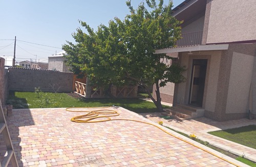 Yerevan House | BBQ | GRILL | PATIO | GARDEN | 20MINS FROM YEREVAN | APRICOT TREES