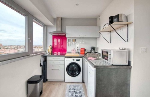 Minimes - Barriere de Paris Apartment | Bd Minimes · Parking Free - Proche gare - Vue