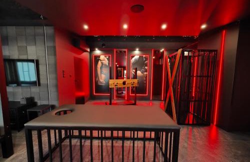 Praga Poludnie Apartment | BDSM Apartament Warszawa Luxxx - ADULTS ONLY - TYLKO DLA DOROSŁYCH