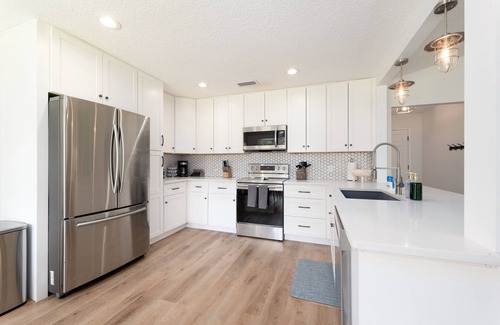 Beach Haven House | Be A Nomad | Spacious 4 BR Close to Mayo & Beaches