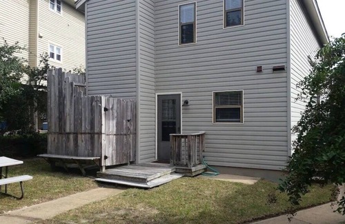 Northwest House | Be Happy Chesapeake Bay Home Steps Away from Beach Access by RedAwning