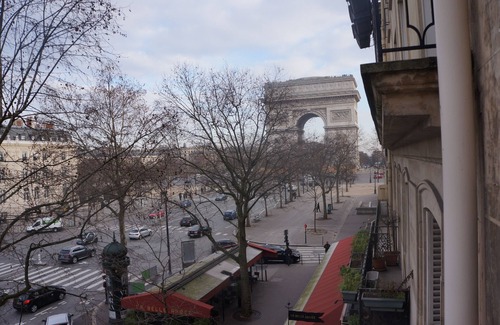 Ternes Apartment | Be Next to The Champs Elysee!