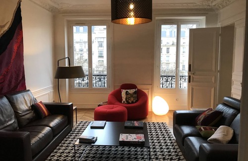 Ternes Apartment | Be Next to The Champs Elysee!