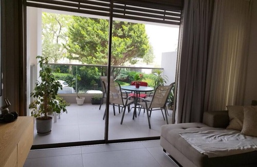 Holon Apartment | Be our guest in our apartment, and get a private room. toilet, and bathroom