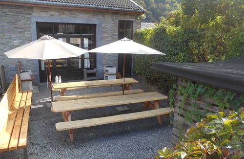 Poupehan House | Luxury vacation home for families up to 21 people in the Belgian Ardennes