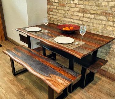 Port Washington Apartment | Be Still & Know, Fireplace, Firetable, Walk to Port