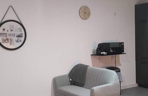 Statiekwartier Apartment | Be welcome in this spacious centrally located Studio, in Antwerp
