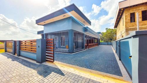 Paramaribo Apartment | Be2Be Two-Bedroom Apartment Paramaribo Noord