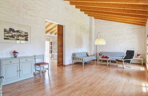 Sant Llorenc des Cardassar House | Beautiful town house with garden & pool for 6