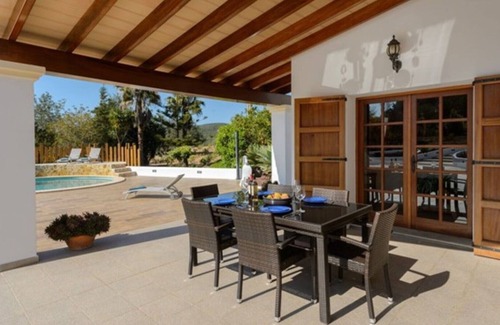 Santa Gertrudis Villa | Beautiful Villa “Can Pepe Pujolet” with Mountain View, Pool, Wi-Fi