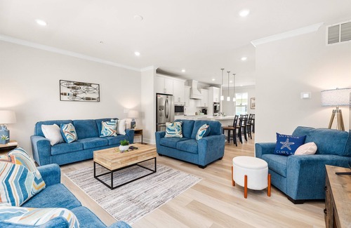 Caine Woods House | Beach 1 Block,10% SALE!,Pets,King Beds,Linens,Air Hockey,Arcades,Beach Gear