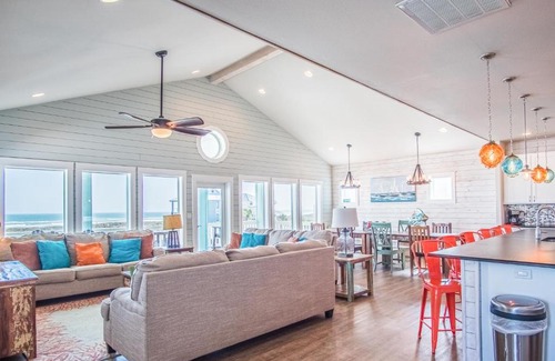 Port Aransas House | Beach-A-Holic IPE8121 Home