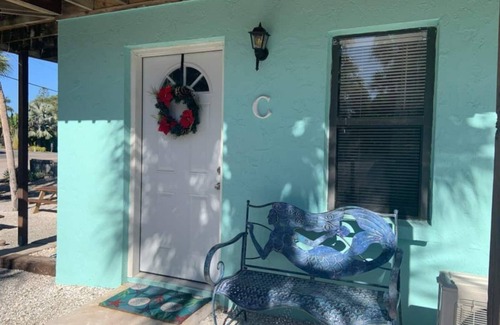 Englewood Apartment | BEACH ACCESS! DOG FRIENDLY!