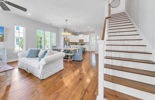 Dune Allen Beach House | ⭐Beach Access~Infinity Pool~4 Bikes~Golf Cart~Sandy Dunes Beach Cottage⭐