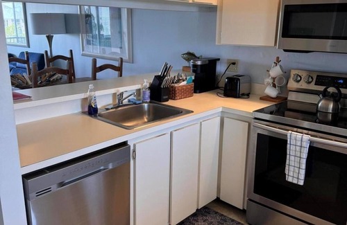 Jupiter Condo | Beach Access Resort Condo with Breath-Taking View