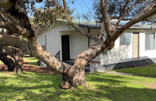 Kilcunda Cottage | Beach and Bush - La Cabaña by the Sea Kilcunda