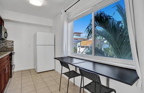 North Beach Apartment | Beach and Pool Retreat in Hollywood Beach