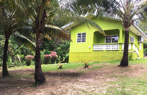 Las Cuevas House | Beach andNature Lovers Cottage near secluded beach